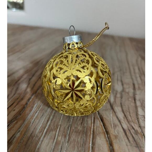 Christmas Ornament Bauble Gold Filigree Metal Cut Out Geometric Holiday - Picture 1 of 4